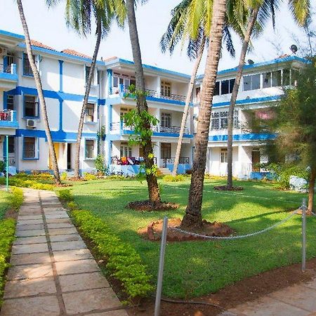 Dona Alcina Resorts Candolim Esterno foto